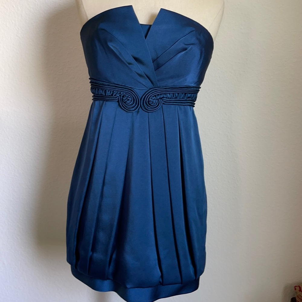 Bcbgmaxazria petite pleated strapless dress